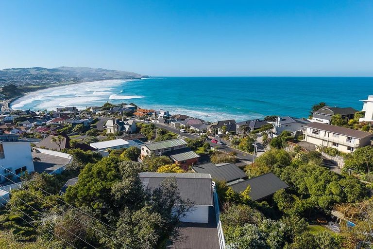 Photo of property in 60 Cliffs Road, Saint Clair, Dunedin, 9012