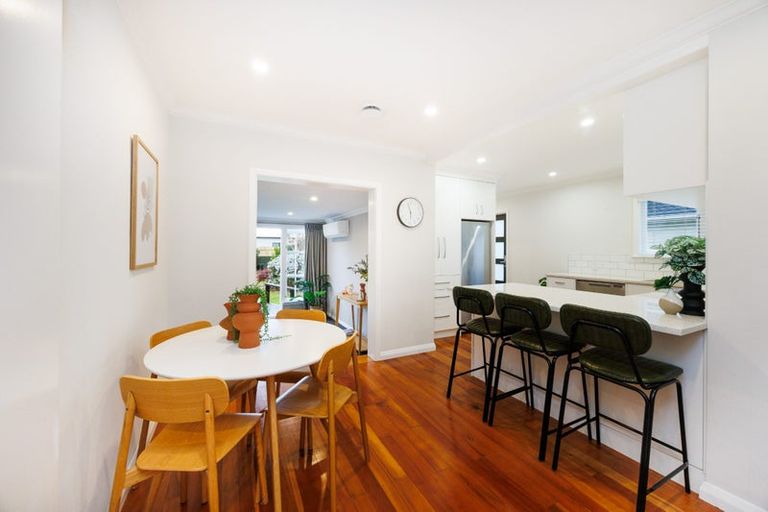 Photo of property in 7 Stirling Crescent, Hokowhitu, Palmerston North, 4410