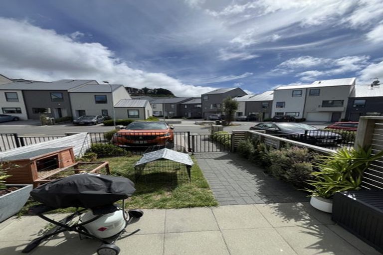 Photo of property in 129 Sunnyside Road, Sunnyvale, Auckland, 0612