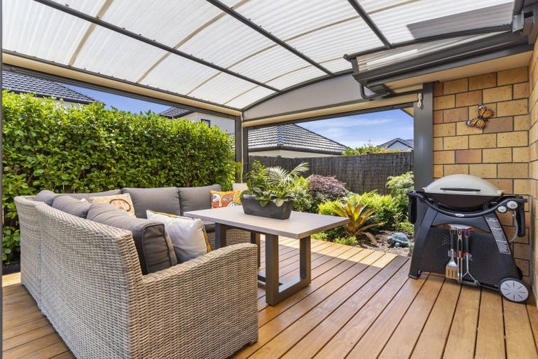 Photo of property in 4 Rialto Court, East Tamaki Heights, Auckland, 2016