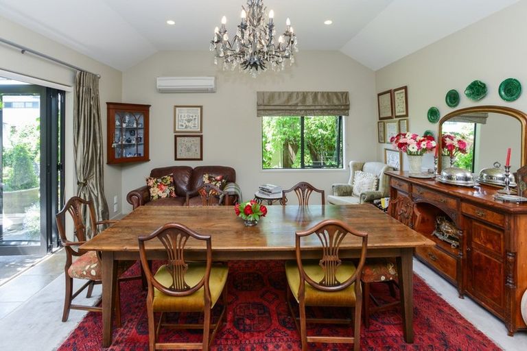 Photo of property in 25a Chambers Street, Havelock North, 4130