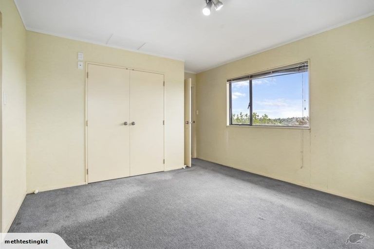 Photo of property in 51 Colwill Road, Massey, Auckland, 0614