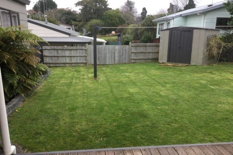 Photo of property in 12 Ferndown Close, Brookfield, Tauranga, 3110
