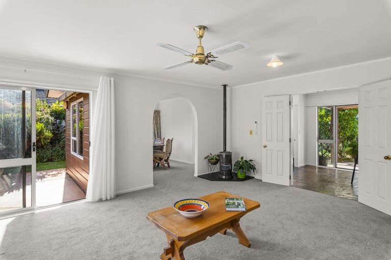 Photo of property in 10 Cedar Drive, Paraparaumu Beach, Paraparaumu, 5032