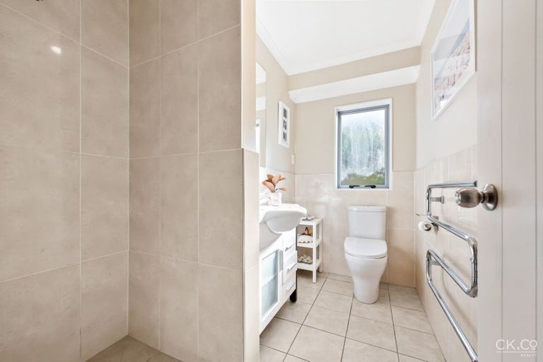 Photo of property in 15 Frankie Stevens Place, Riverstone Terraces, Upper Hutt, 5018