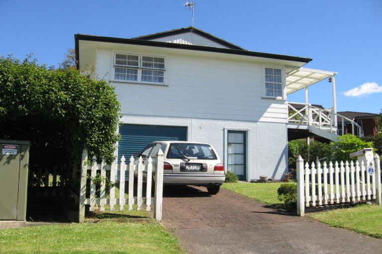 Photo of property in 8 Komako Place, Papatoetoe, Auckland, 2025