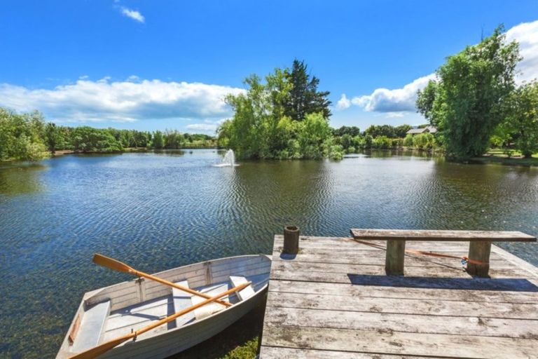 Photo of property in 132 Milne Drive, Paraparaumu, 5032