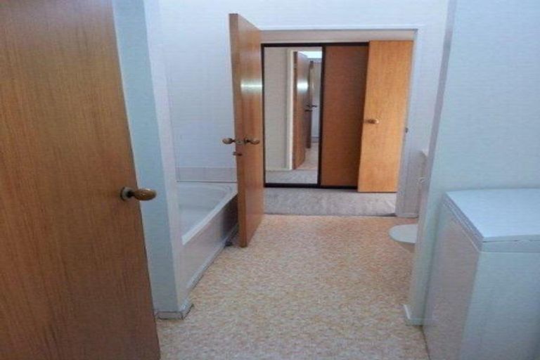 Photo of property in 33m Peverel Street, Riccarton, Christchurch, 8011