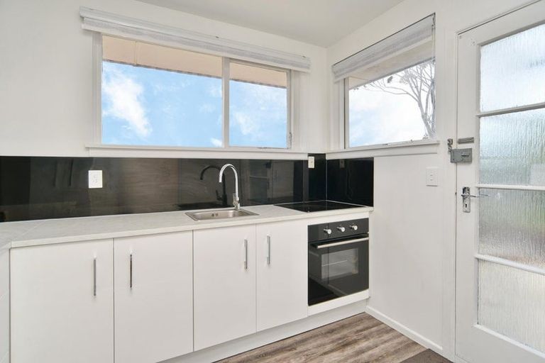 Photo of property in 1/430 Ferry Road, Woolston, Christchurch, 8023