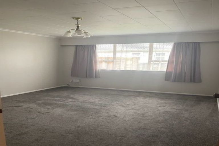 Photo of property in 30f2- Whitley Avenue, Ebdentown, Upper Hutt, 5018