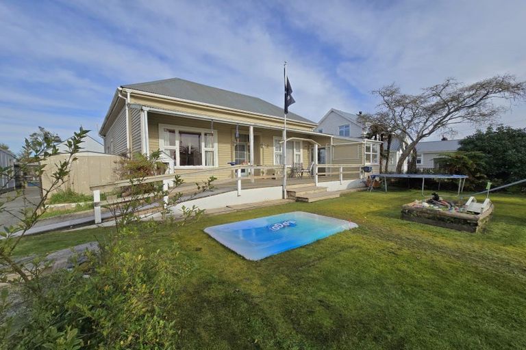 Photo of property in 219 Hampden Street, Hokitika, 7810