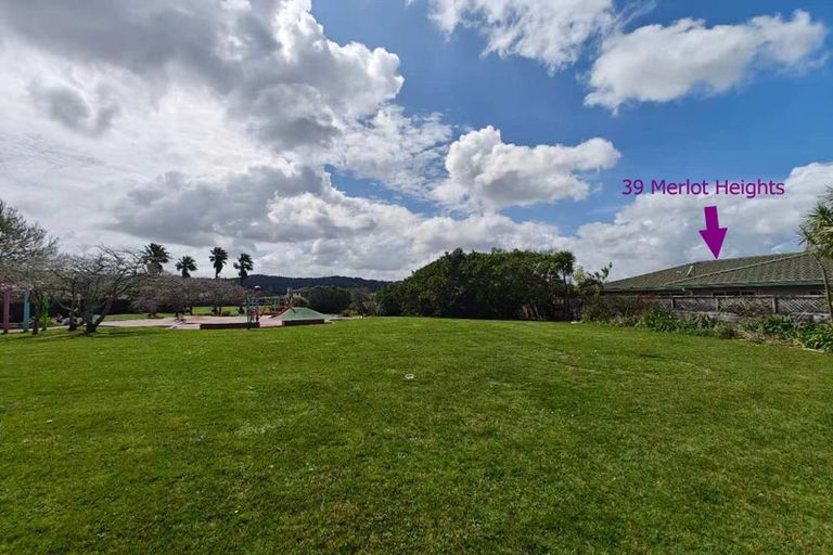 Photo of property in 39 Merlot Heights, Huapai, Kumeu, 0810