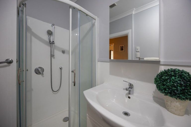 Photo of property in 34 Keeling Street, West End, Palmerston North, 4412