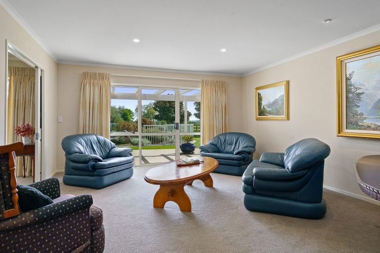 Photo of property in 13 Hogan Road, Cambridge, 3493