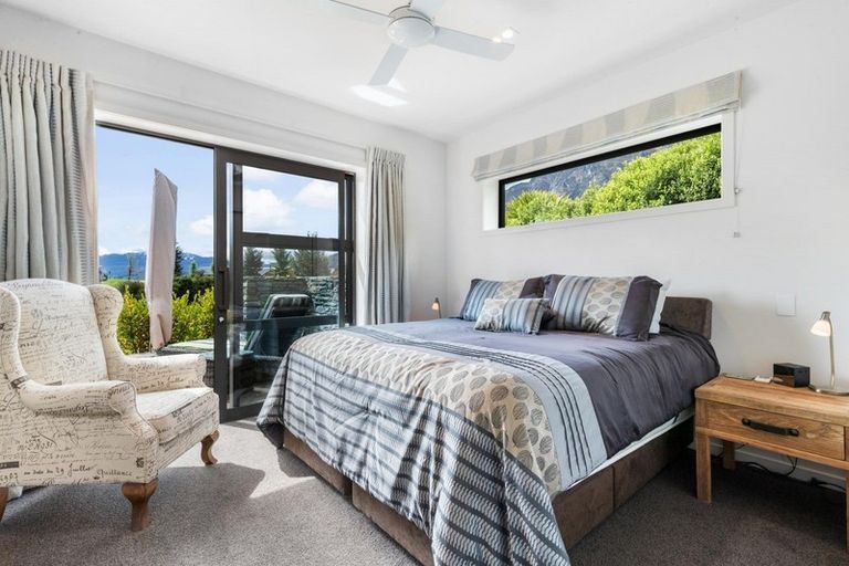 Photo of property in 12 Orford Drive, Jacks Point, Queenstown, 9371