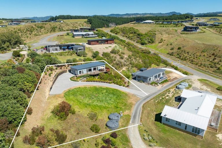 Photo of property in 5 Tama Road, Riversdale Beach, Masterton, 5872