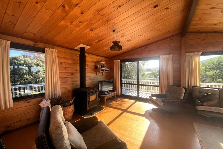 Photo of property in 81 Gillies Crescent, Waimarama, 4294