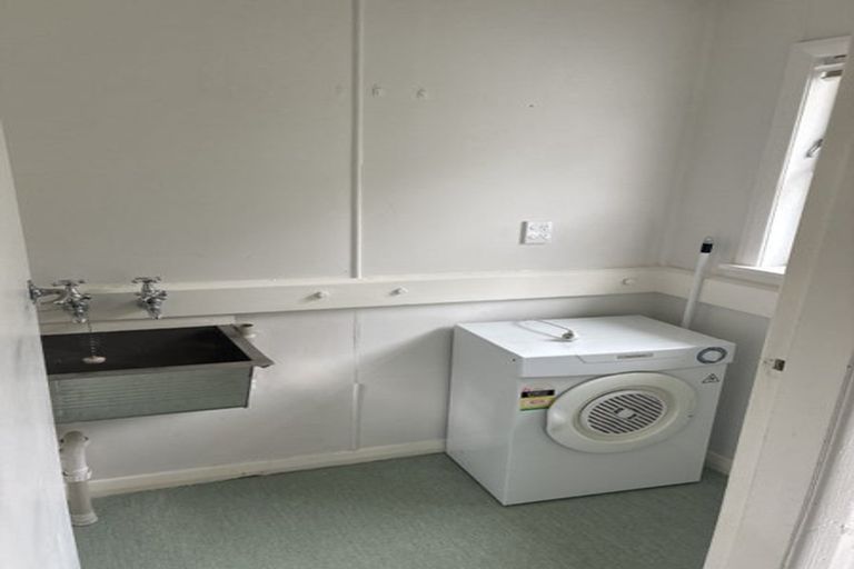 Photo of property in 91 Miramar Road North, Miramar, Wellington, 6022