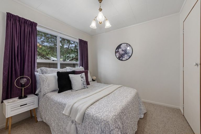 Photo of property in 8a Amber Grove, Birchville, Upper Hutt, 5018