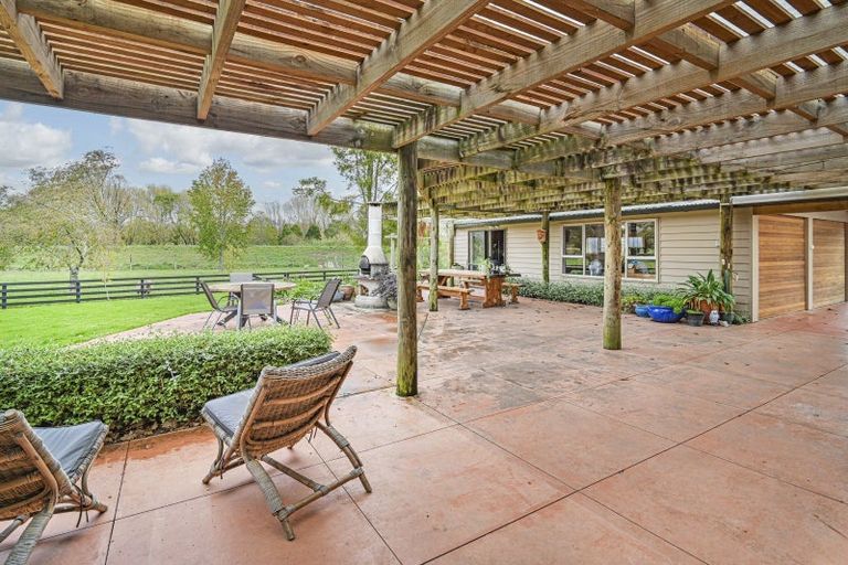 Photo of property in 525 Springfield Road, Puketapu, Napier, 4183
