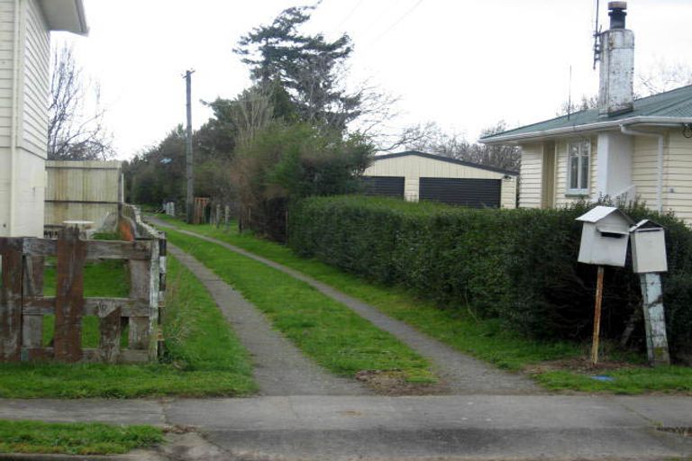 Photo of property in 36 Brooklyn Road, Carterton, 5713