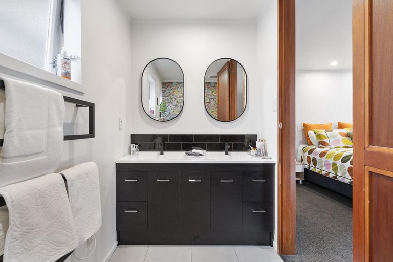 Photo of property in 28 Moerangi Street, West End, Palmerston North, 4410