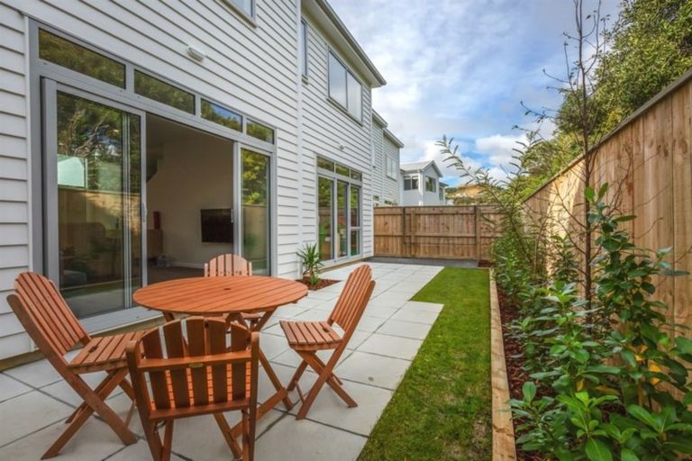 Photo of property in 10 Glide Lane, Whitby, Porirua, 5024