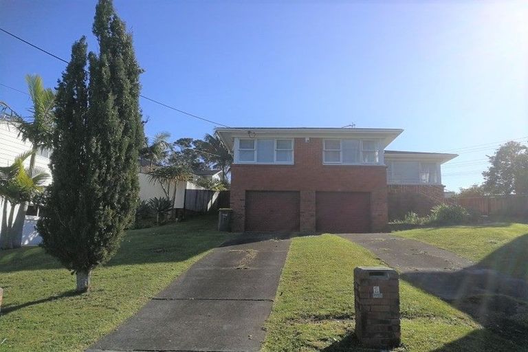 Photo of property in 2/1 Edgeworth Road, Glenfield, Auckland, 0629