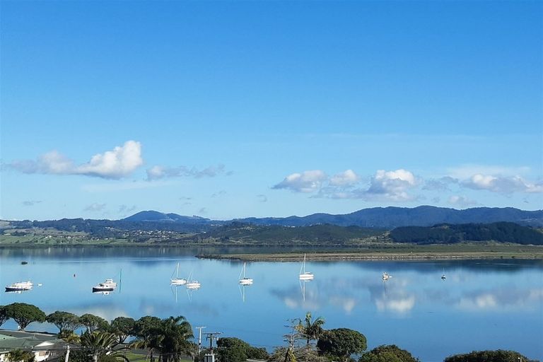 Photo of property in 4a Johnson Street, Onerahi, Whangarei, 0110