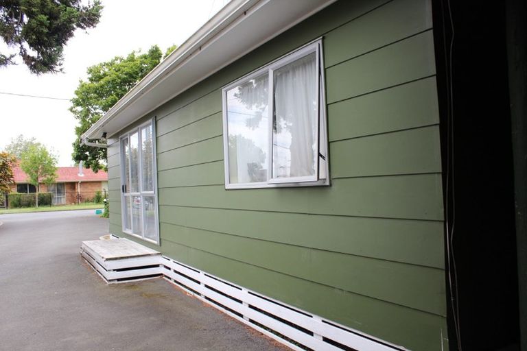 Photo of property in 222b Old Farm Road, Hamilton East, Hamilton, 3216