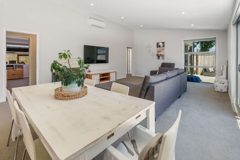 Photo of property in 44 Marion Crescent, Papamoa Beach, Papamoa, 3118