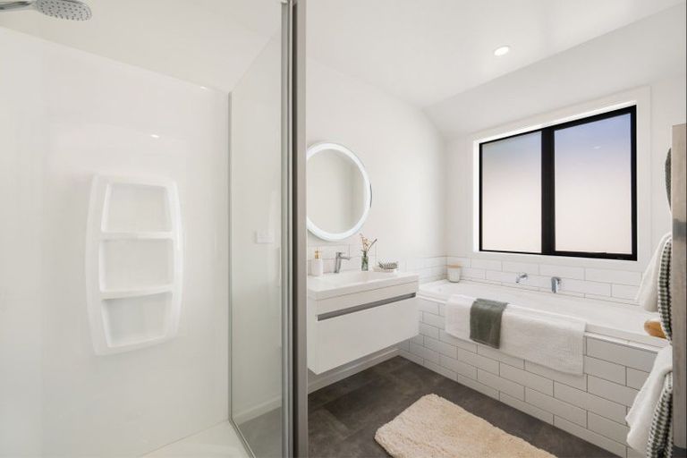 Photo of property in 13 Phoenix Place, Cromwell, 9310
