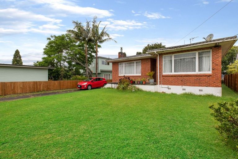 Photo of property in 4 River Road, Te Atatu Peninsula, Auckland, 0610