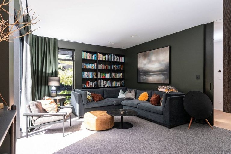 Photo of property in 14 Lochiel Road, Khandallah, Wellington, 6035