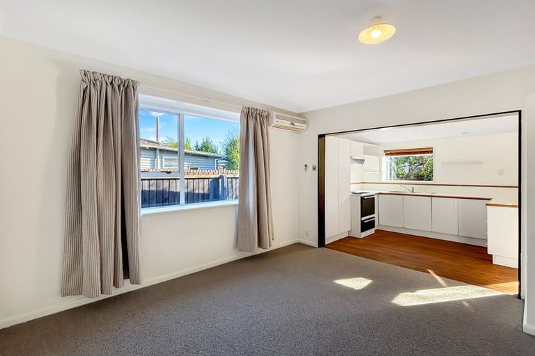 Photo of property in 27 Grassmere Street, Papanui, Christchurch, 8052
