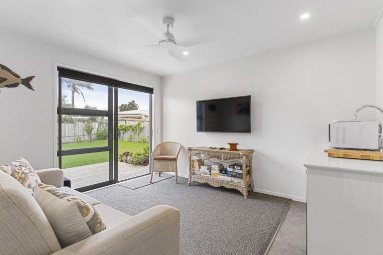 Photo of property in 140 Kiwi Road, Whangamata, 3620