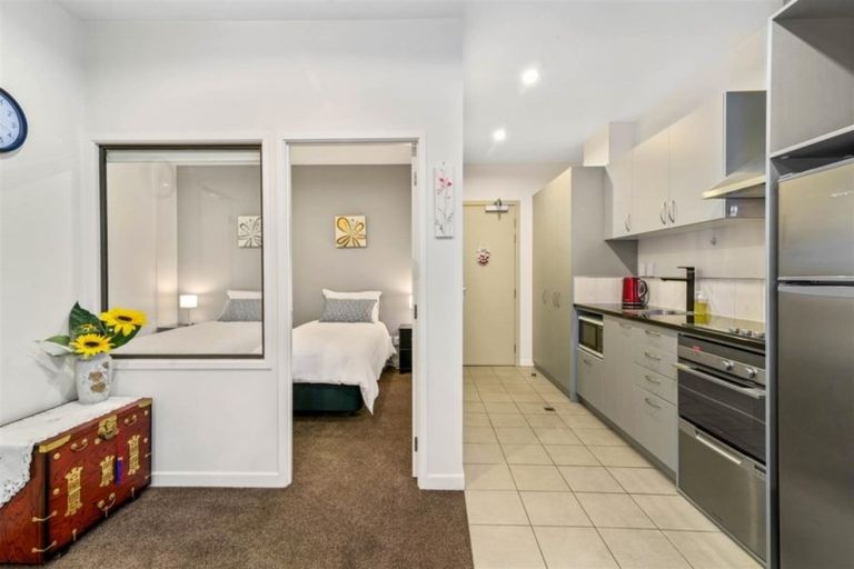 Photo of property in Royal Court Apartments, 1193unit Hinemoa Street, Rotorua, 3010