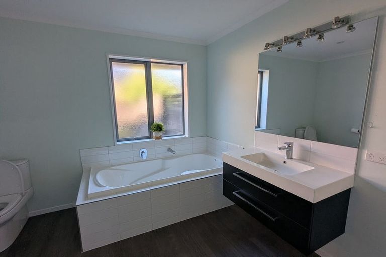 Photo of property in 4 Conductors Road, Prebbleton, 7604