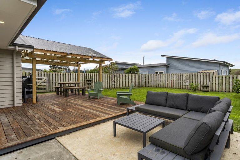 Photo of property in 4 Te Wiremu Lane, Otaki, 5512