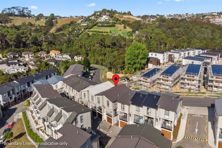 Photo of property in 9/10 Silver Moon Road, Albany Heights, Auckland, 0632