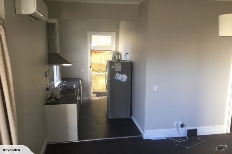 Photo of property in 17 Portland Crescent, Thorndon, Wellington, 6011
