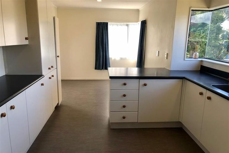 Photo of property in 33 Langdale Avenue, Paraparaumu, 5032