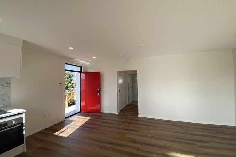 Photo of property in 21 Tahingamanu Road, Hobsonville, Auckland, 0616