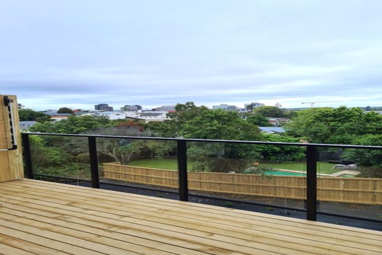 Photo of property in 14u8 Ruakiwi Road, Hamilton Lake, Hamilton, 3204