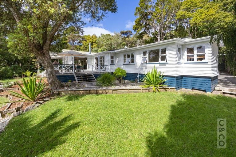 Photo of property in 244 School Road, Waimauku, 0881