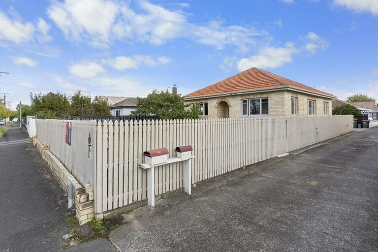 Photo of property in 9a Saint Olpherts Avenue, Hamilton East, Hamilton, 3216