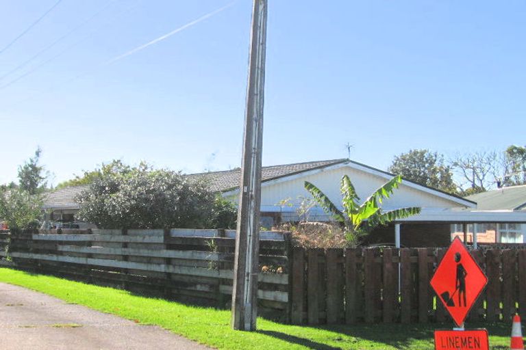 Photo of property in 39a Harrington Road, Henderson, Auckland, 0610