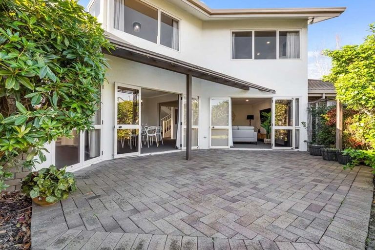Photo of property in 4 Longwood Place, Harrowfield, Hamilton, 3210
