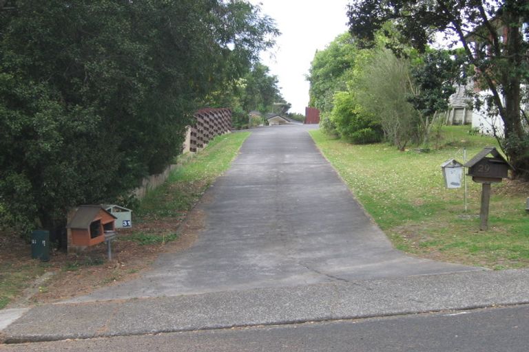 Photo of property in 31 Morriggia Place, Bayview, Auckland, 0629