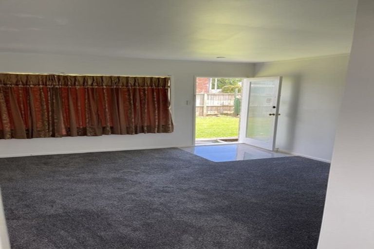 Photo of property in 20 Kohinoor Avenue, Mangere, Auckland, 2022